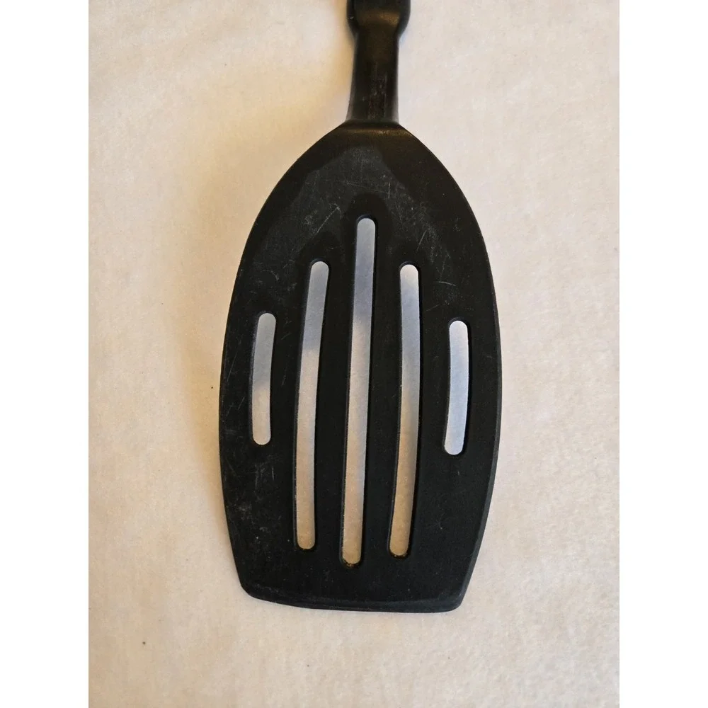 Pampered Chef Black Nylon Slotted Turner Spatula Heat Resistant 13